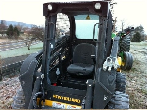 Minicargadores New Holland L218  usada a la venta Ref.: 1375792324702933 No. 2