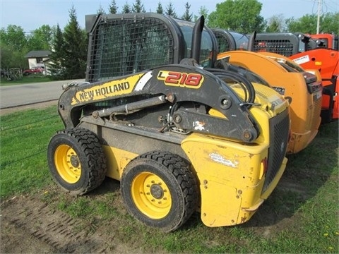 Minicargadores New Holland L218  usada en buen estado Ref.: 1375807403176980 No. 3