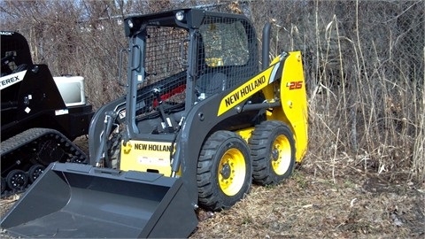 Miniloaders New Holland L215