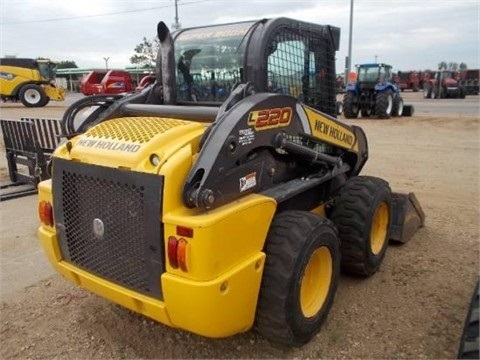 Minicargadores New Holland L220