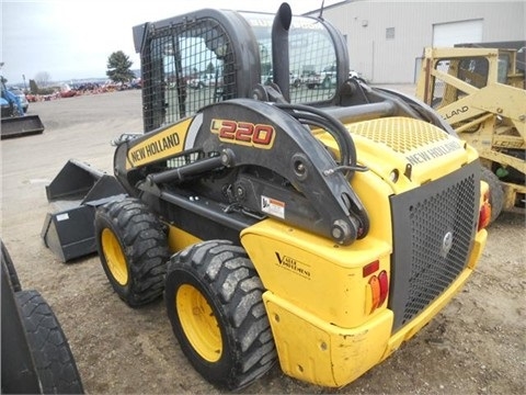 Minicargadores New Holland L220  usada Ref.: 1375885858711366 No. 2