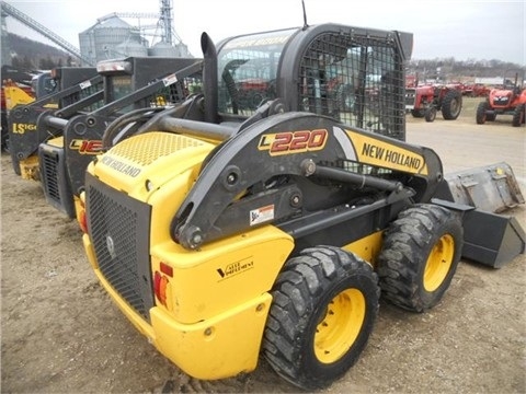 Minicargadores New Holland L220  usada Ref.: 1375885858711366 No. 3