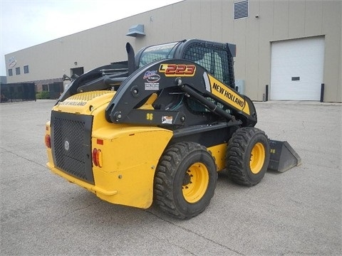 Minicargadores New Holland L223  de bajo costo Ref.: 1375892091464033 No. 3