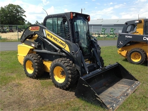 Minicargadores New Holland L225  seminueva Ref.: 1375982254370464 No. 4