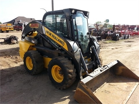 Miniloaders New Holland L225