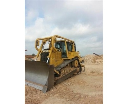 Dozers/tracks Caterpillar D6T