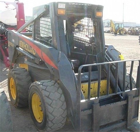 Minicargadores New Holland LS185B  en venta Ref.: 1376164712043657 No. 2