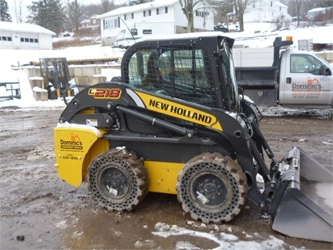 Minicargadores New Holland L218