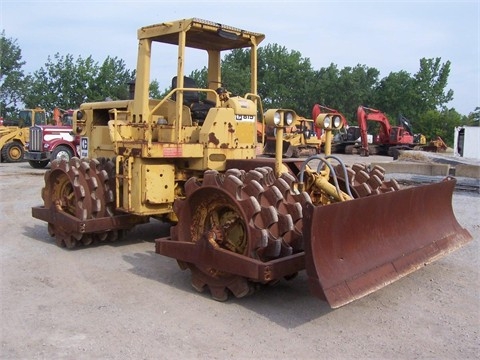 Compactadoras Suelos Y Rellenos Caterpillar 815