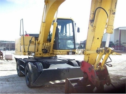 Excavadora Sobre Ruedas Komatsu PW170  en venta, usada Ref.: 1377626127439474 No. 2