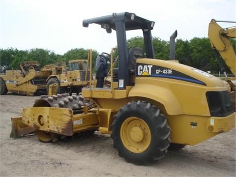 Compactadoras Suelos Y Rellenos Caterpillar CP-433E  usada de imp Ref.: 1377716816004161 No. 3