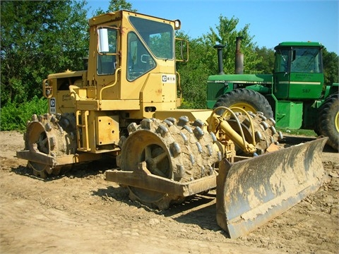 Soil Compactors Caterpillar 815A