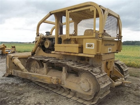 Tractores Sobre Orugas Caterpillar D7E  de segunda mano en venta Ref.: 1379434463745156 No. 2