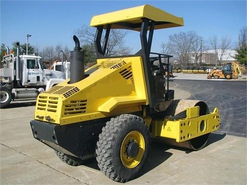 Compactadora Vibratoria Bomag BW145D  de medio uso en venta Ref.: 1380052401696646 No. 3