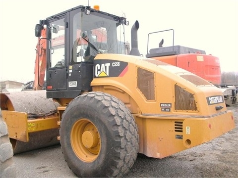 Compactadora Vibratoria Caterpillar CS56  usada a la venta Ref.: 1380204119567272 No. 2