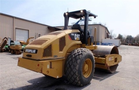 Compactadora Vibratoria Caterpillar CS56  de segunda mano en vent Ref.: 1380218034808283 No. 3