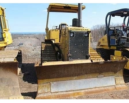 Dozers/tracks Caterpillar D4H