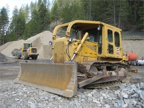 Dozers/tracks Caterpillar D6C