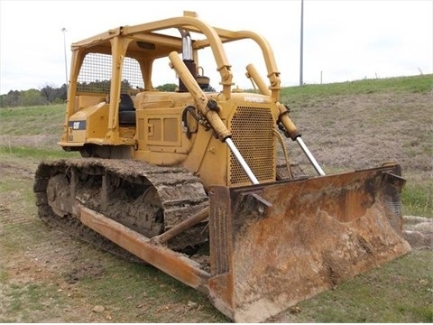 Tractores Sobre Orugas Caterpillar D6D