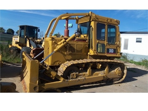 Tractores Sobre Orugas Caterpillar D6D