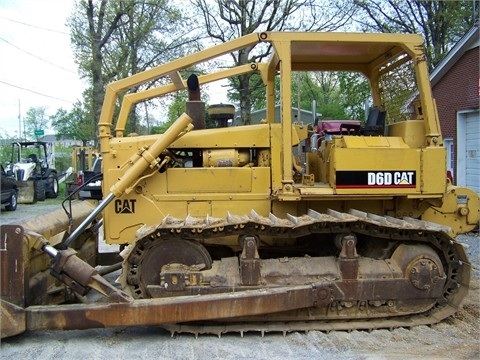 Tractores Sobre Orugas Caterpillar D6D