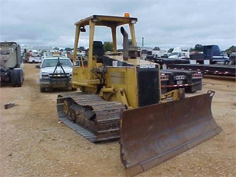 Dozers/tracks Caterpillar D5C