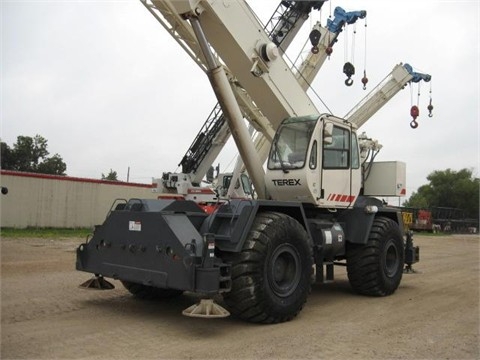 Cranes Terex RT555