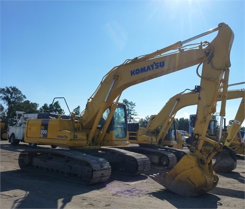 Excavadora Komatsu PC200 en venta usada Ref.: 1385656131561326 No. 2