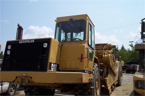 Screpers Caterpillar 615C II