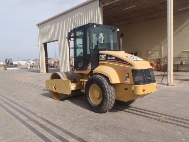 Caterpillar CS-433E usada Ref.: 1387227267925016 No. 3