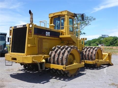 Compactadoras Suelos Y Rellenos Caterpillar 825C