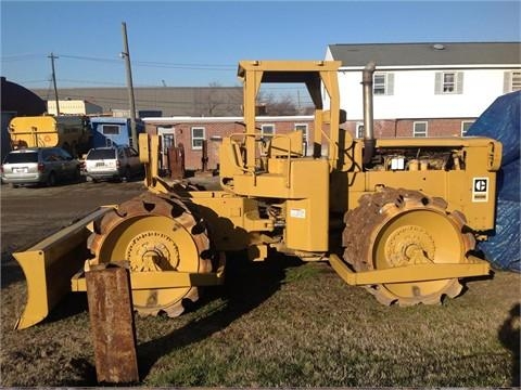 Soil Compactors Caterpillar 825B