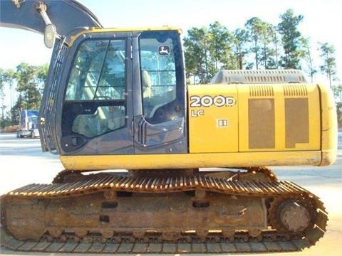  Deere 200D en buenas condiciones Ref.: 1388099743344570 No. 2