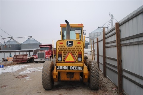  Deere 770 de segunda mano en venta Ref.: 1388511010183627 No. 3