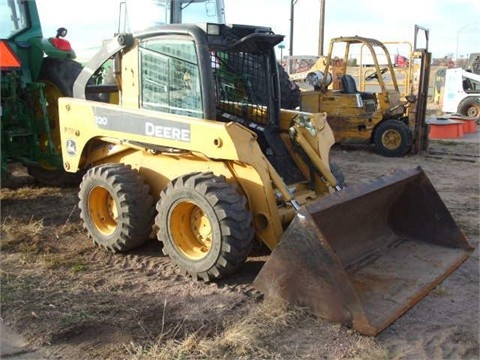 Miniloaders Deere 320