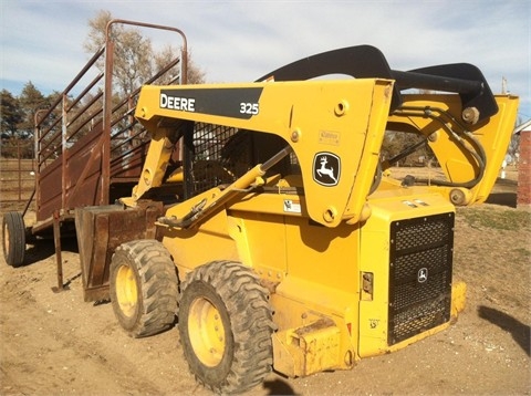 Miniloaders Deere 325