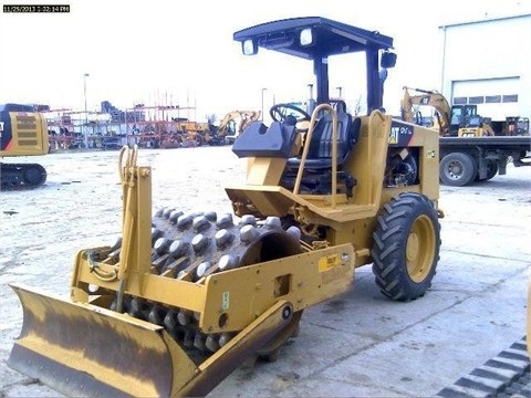 Caterpillar CP-323C usada a la venta Ref.: 1389213813811667 No. 4