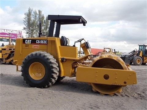  Caterpillar CP-563C de medio uso en venta Ref.: 1389287049538875 No. 3