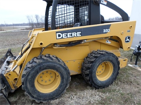 Miniloaders Deere 332