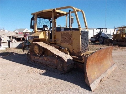  Caterpillar D5M de medio uso en venta Ref.: 1390330491569047 No. 2