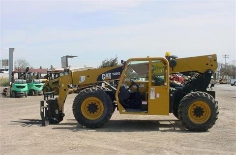 Telehandler Caterpillar TL642