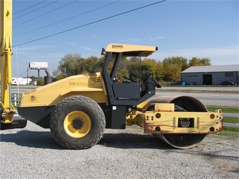  Bomag BW211D-40 usada de importacion Ref.: 1391027204733261 No. 2