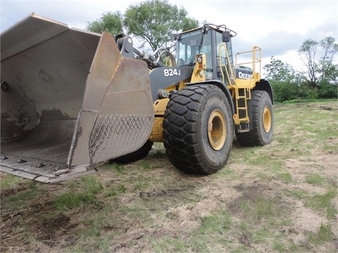 Cargadoras Sobre Ruedas Deere 824J