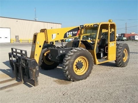 Manipulador Telescopico Caterpillar TL642