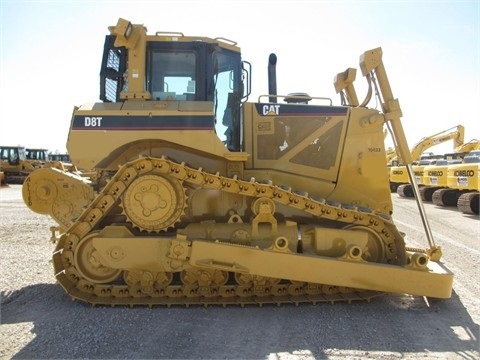 Dozers/tracks Caterpillar D8T