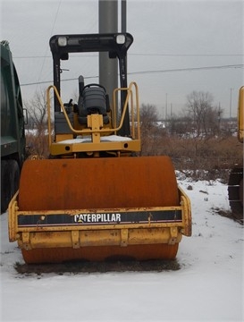 Compactadora Vibratoria Caterpillar CS-433E