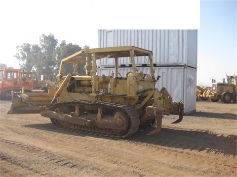 Dozers/tracks Caterpillar D6C