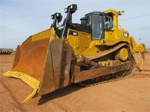 Dozers/tracks Caterpillar D9T