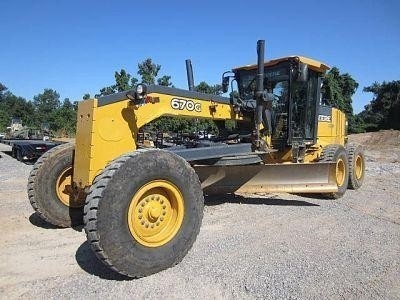 Motoconformadoras Deere 670