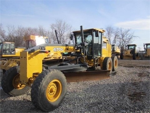 Motor Graders Deere 670